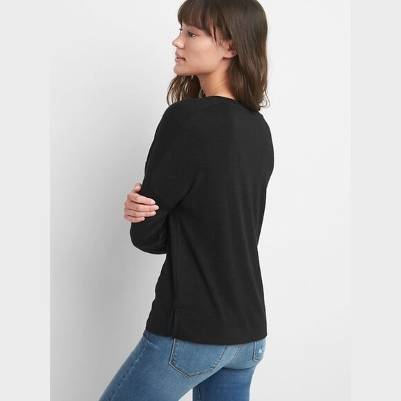 GAP Softspun boatneck dropped shoulder sleeve top - Picture 9 of 9